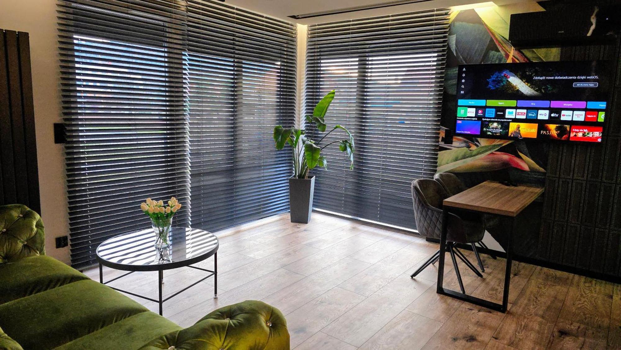 Apartament Dark Prestige New ! - Dostep 24H, Projektor , Garaz Podziemny , Klimatyzacja , Duzy Taras Kielce Exterior photo