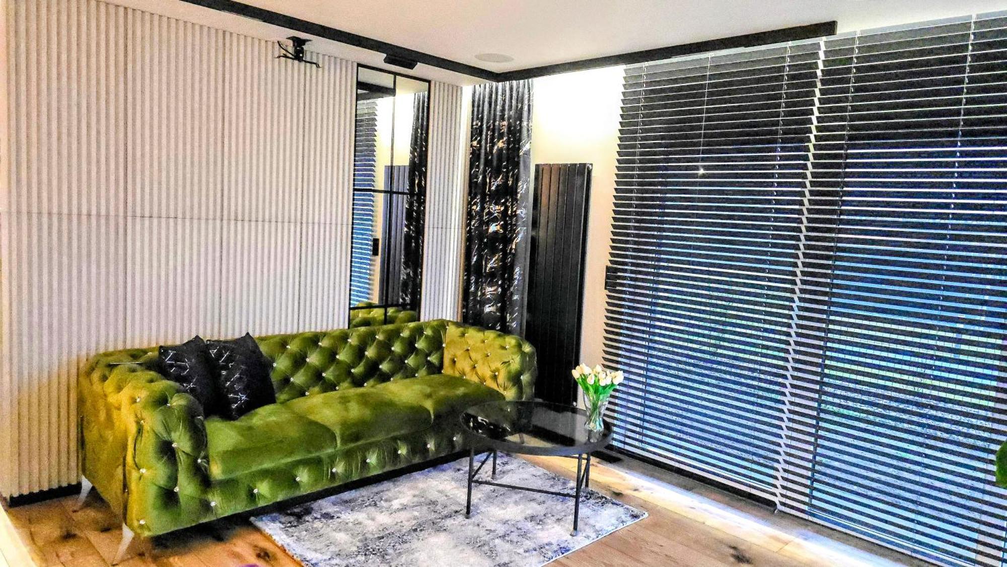 Apartament Dark Prestige New ! - Dostep 24H, Projektor , Garaz Podziemny , Klimatyzacja , Duzy Taras Kielce Exterior photo
